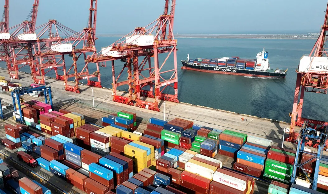 China’s October Export Growth Hits 11%, Widening Trade Surplus